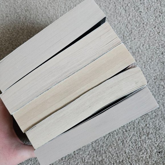 5 Books Bundle - Mass Market Paperback - Coulter / Brooks / Sawyer - Picture 5 of 7